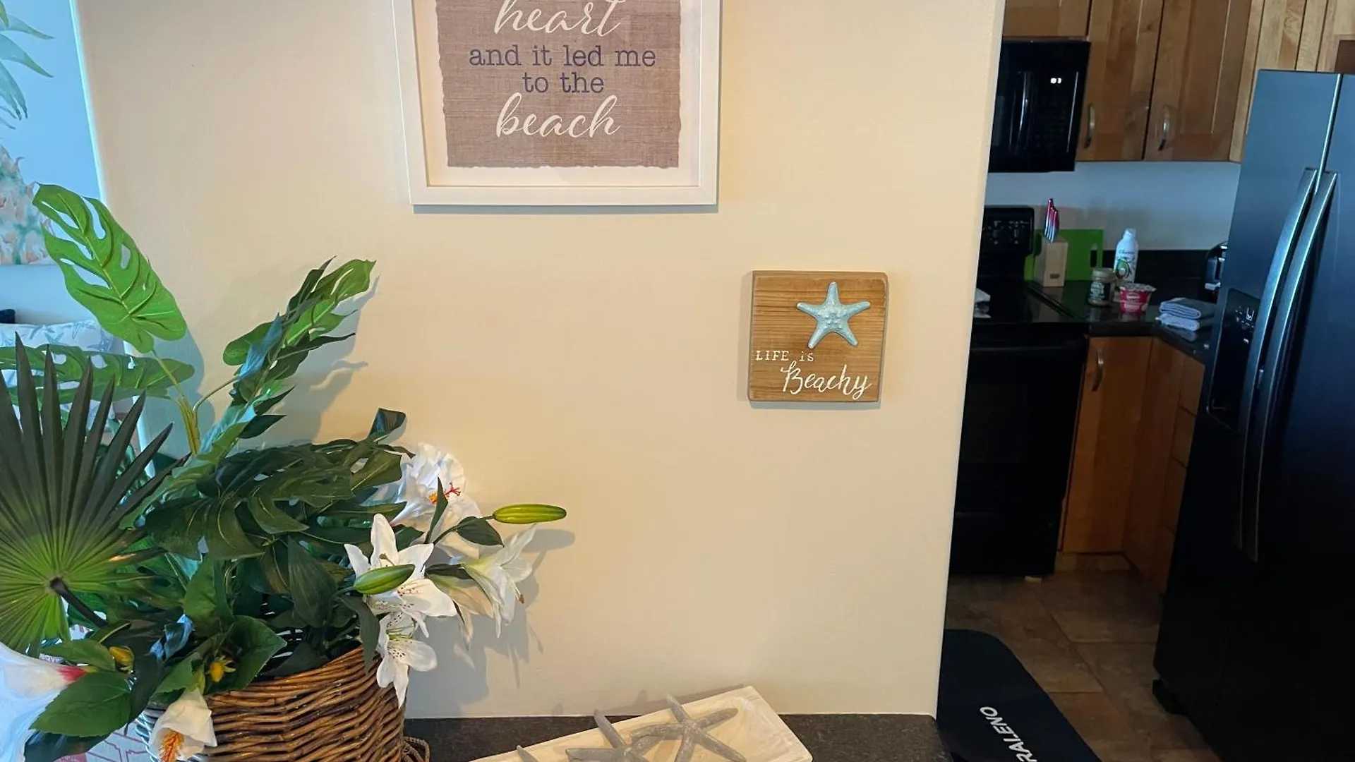 Aparthotel Whale Watching From The Lanai - Oceanfront Condo In West Maui Lahaina