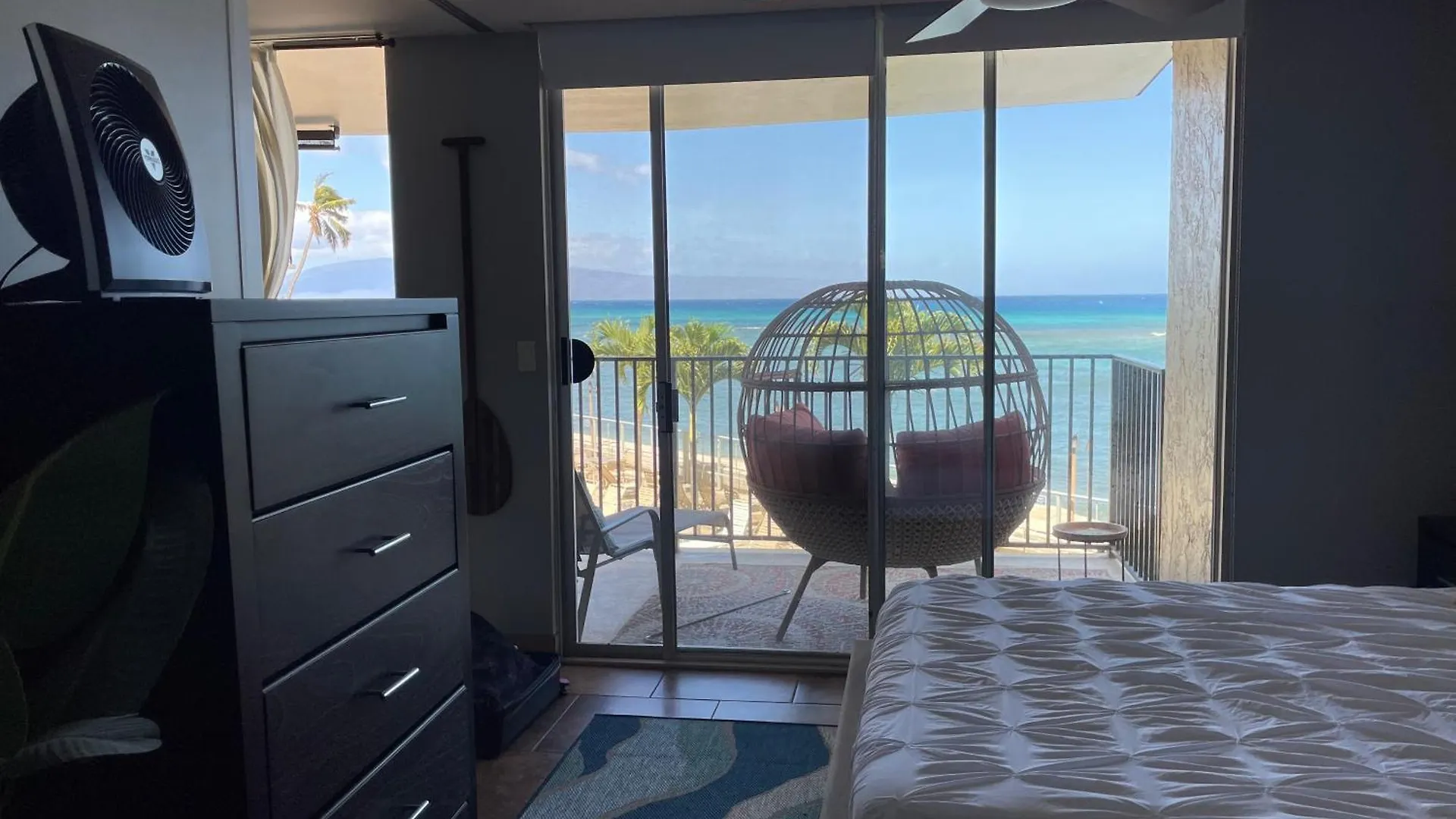 Whale Watching From The Lanai - Oceanfront Condo In West Maui Lahaina